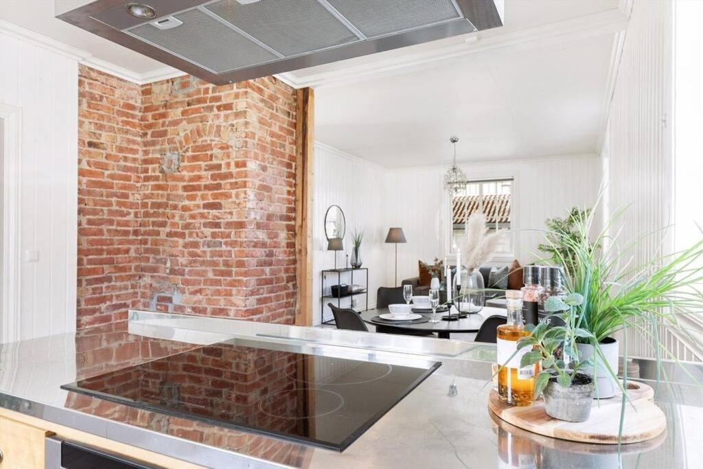 릴레함메르 Lys Og Sentral Leilighet Med Terrasse Og Hage 아파트 외부 사진