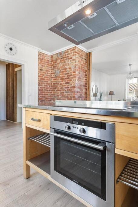 릴레함메르 Lys Og Sentral Leilighet Med Terrasse Og Hage 아파트 외부 사진